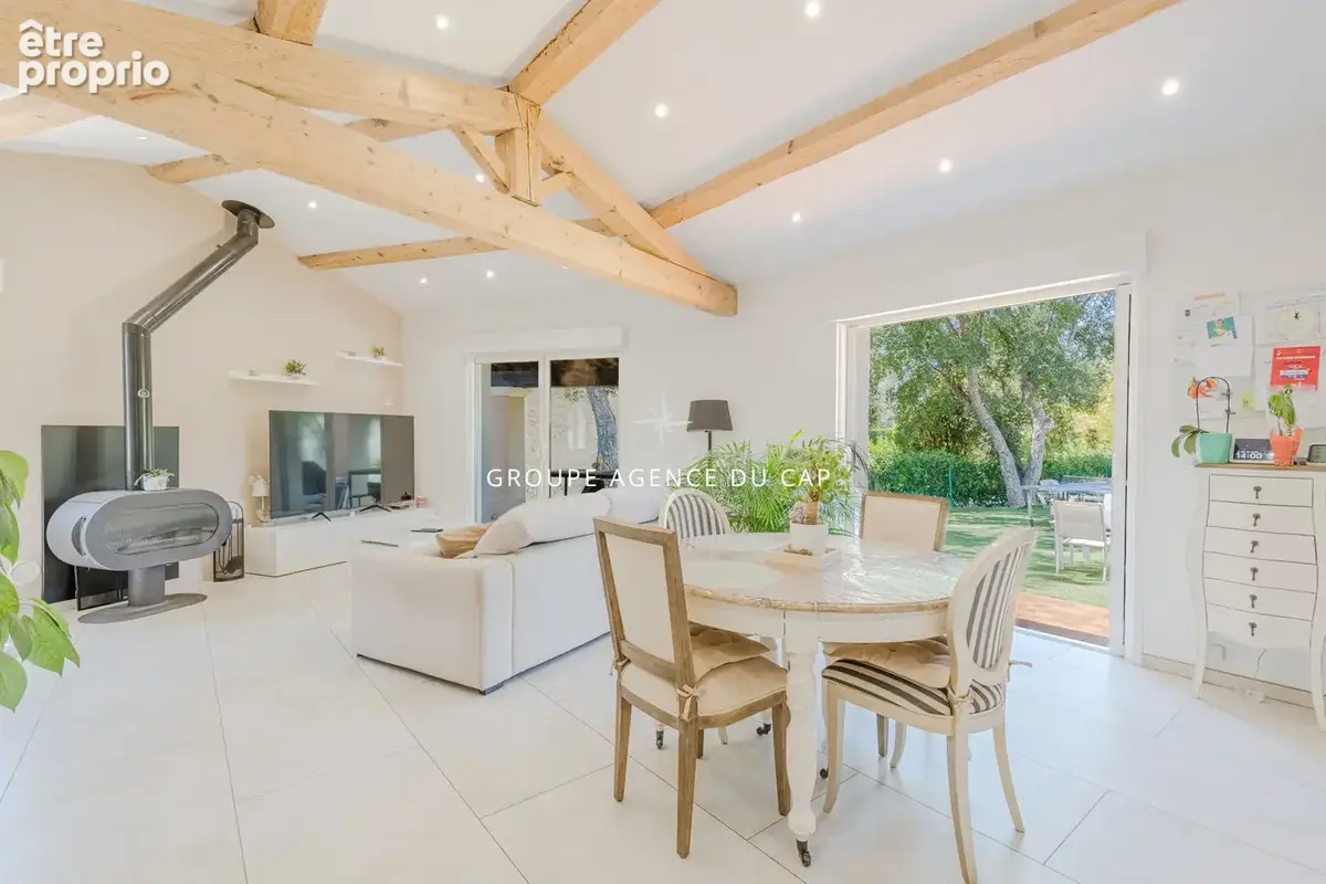 Villa saint raphael 5/6 pieces de 120m² avec piscine face golf - photo 5