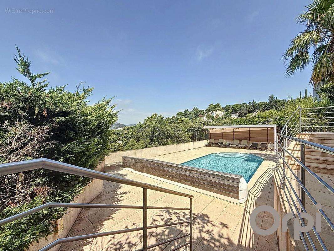 Maison à LES ISSAMBRES