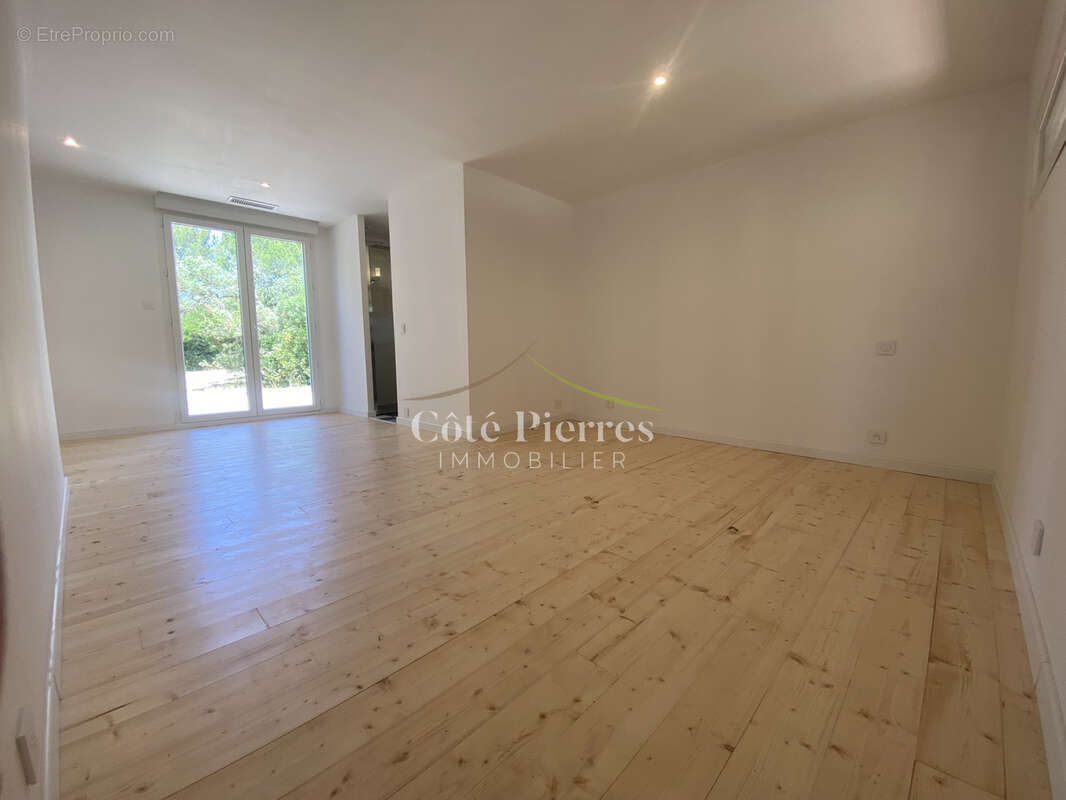 Maison à NIMES