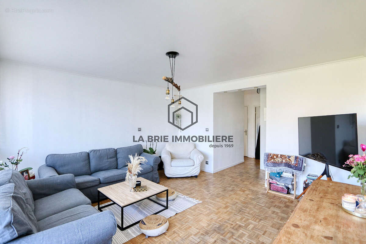 Appartement à VILLECRESNES