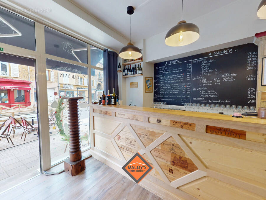 Commerce à LE BOIS-D&#039;OINGT