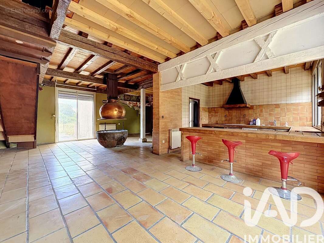 Maison 154 m² à Cazeres  - photo 5