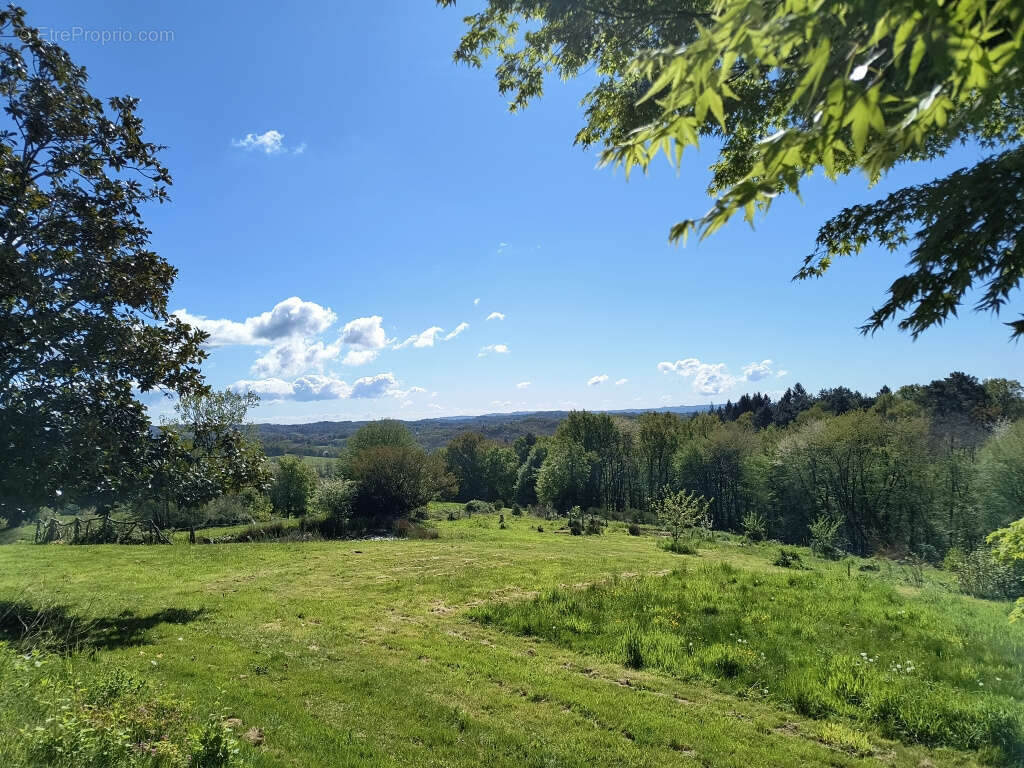 Maison à SAINT-PARDOUX-L'ORTIGIER