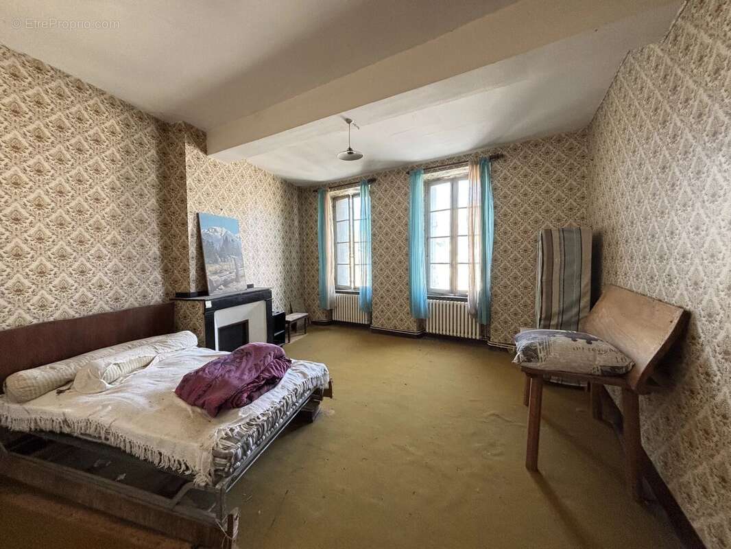 Appartement à VILLEMOUSTAUSSOU
