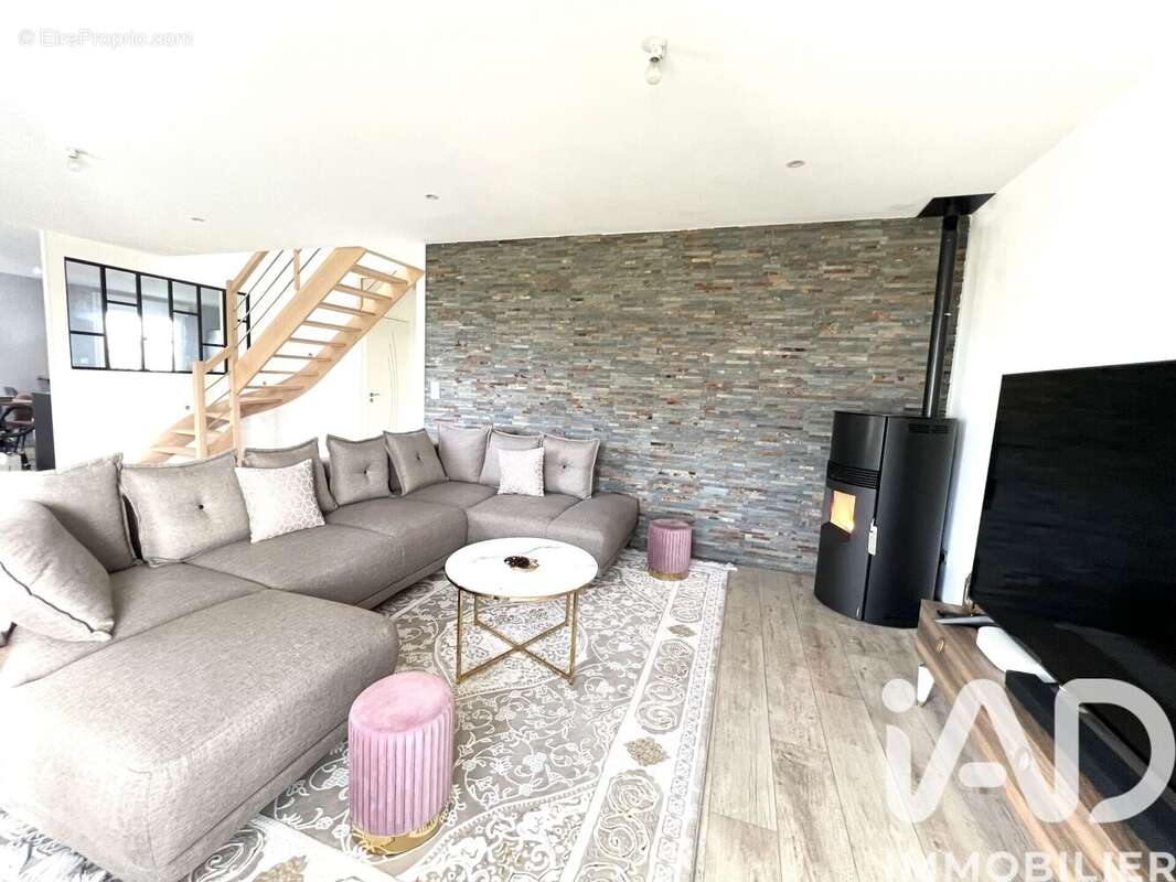 Photo 2 - Maison à LOUVERNE