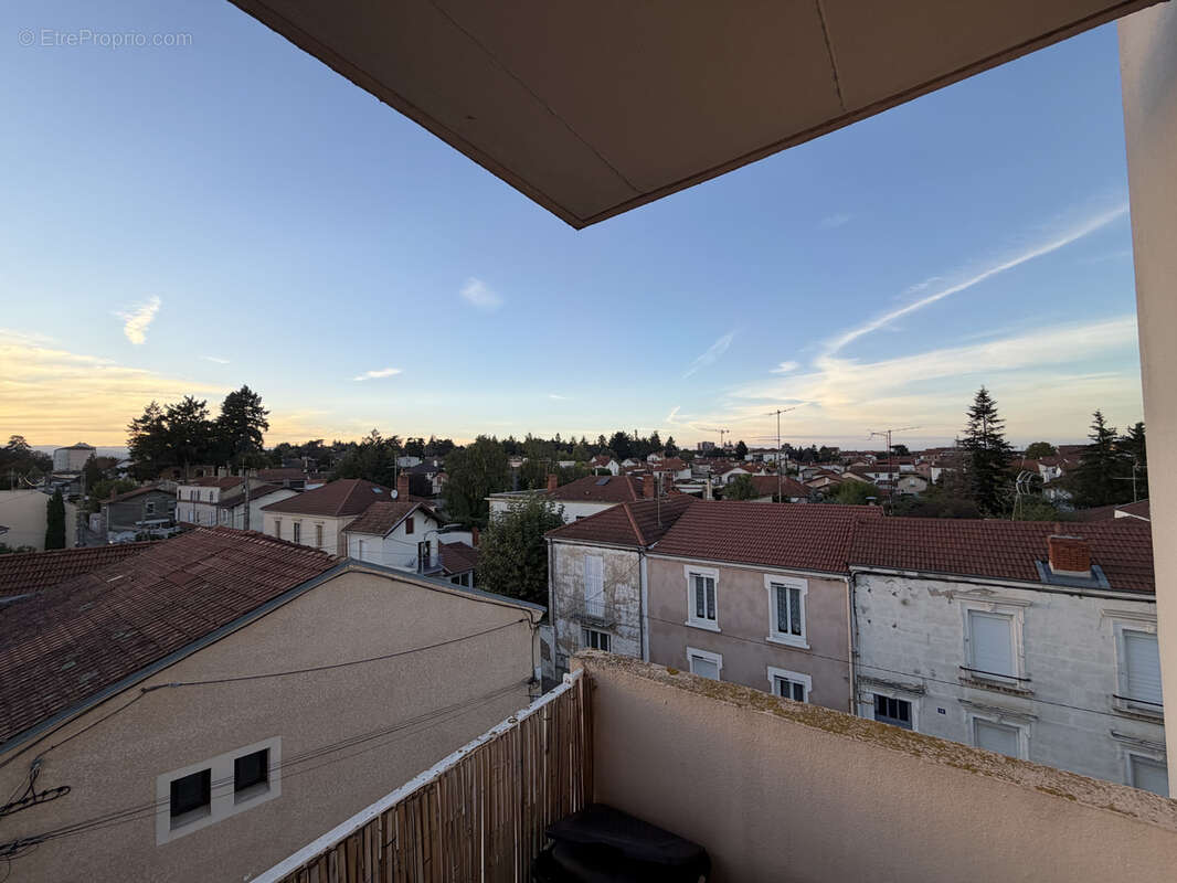 Appartement à RIORGES