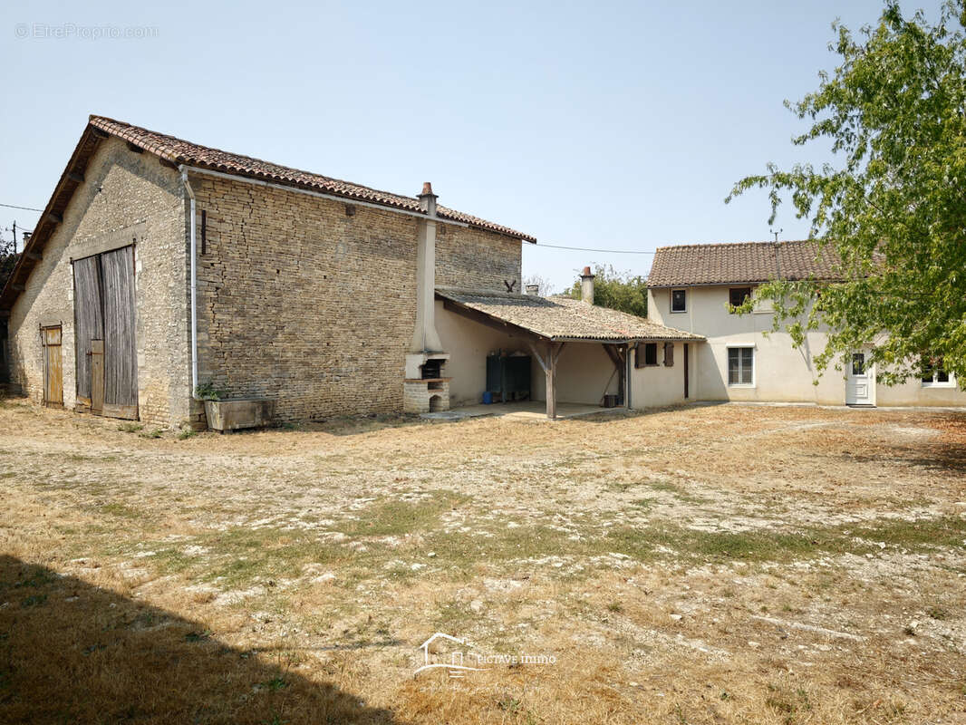 Maison à MESSE