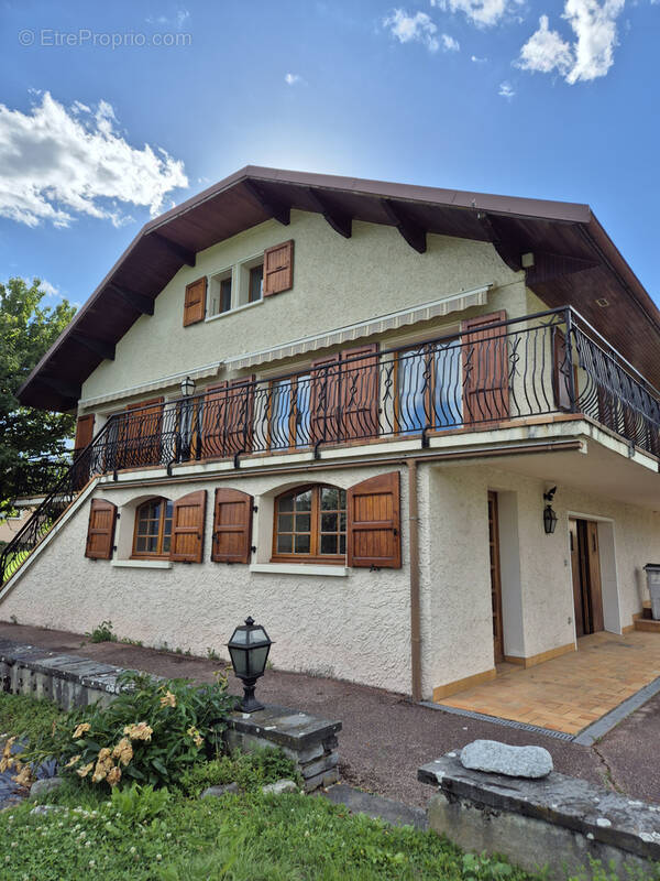Maison à CRUET