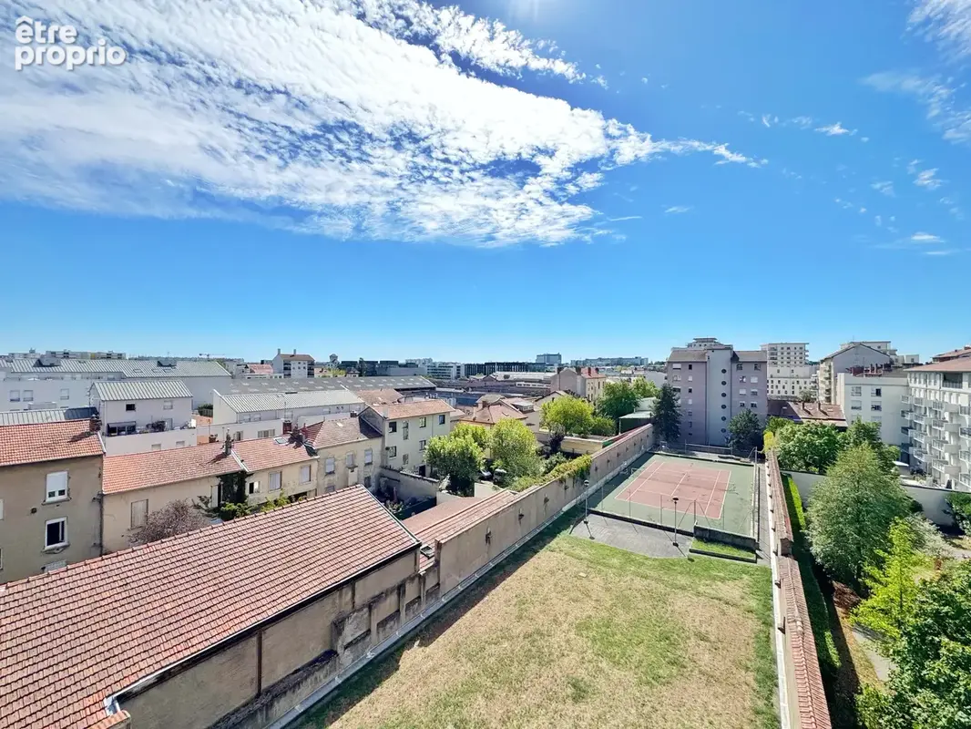 Villeurbanne   grand clément  t2 rénové avec grande terrasse, vue dégagée & garage - photo 16
