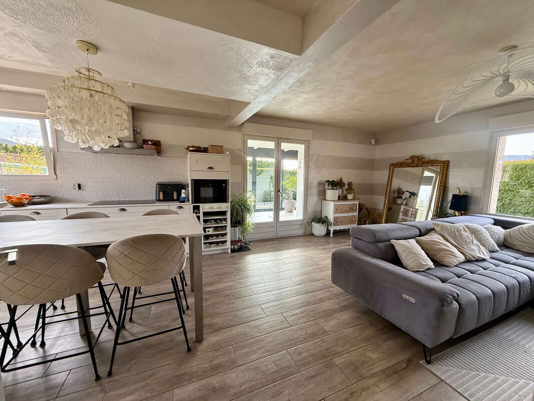 Maison à SAINT-ETIENNE-LES-REMIREMONT