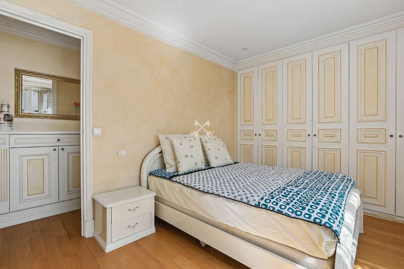 Appartement à PARIS-19E