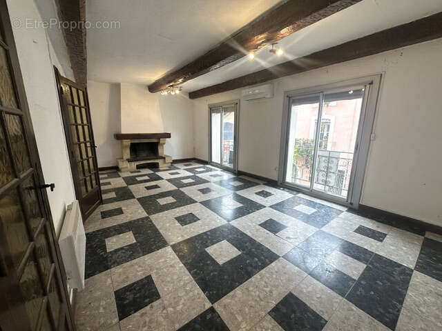 Appartement à SERVIAN