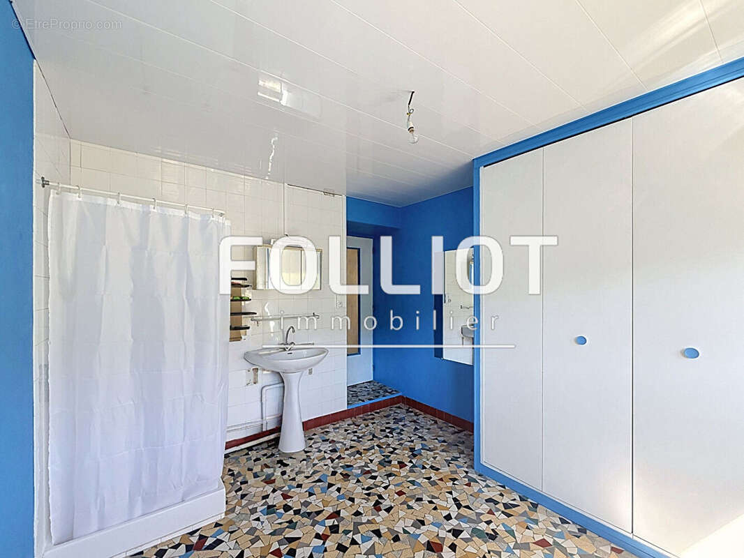 A Vendre Maison avec autonomie de plain pied à Saint-Georges de la Rivière ,entre Barneville-Carteret et Port-bail -sur-mer - photo 13