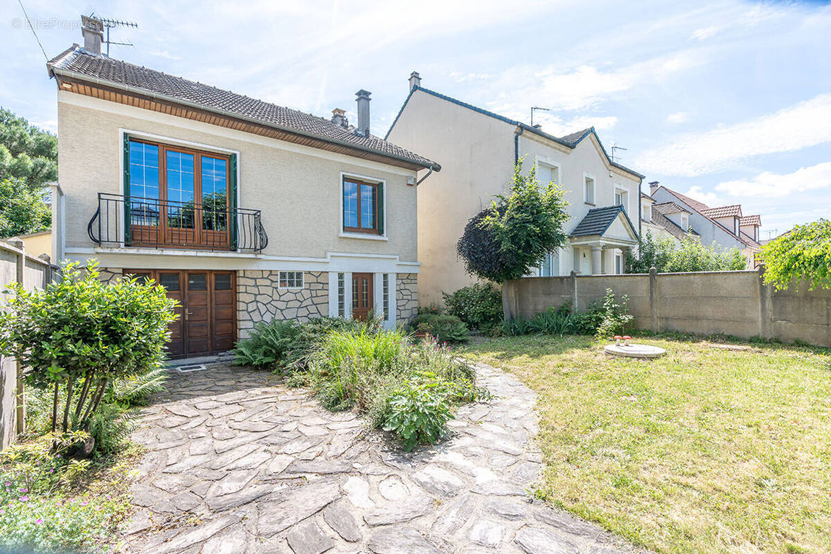 Maison à VILLIERS-SUR-MARNE