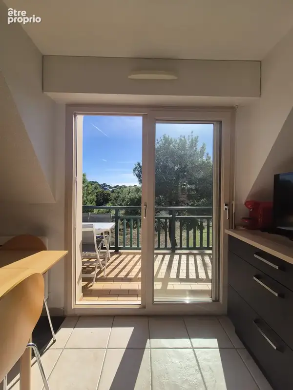 Duplex avec terrasse en dernier étage à quelques pas de la plage Bonne Source - photo 5