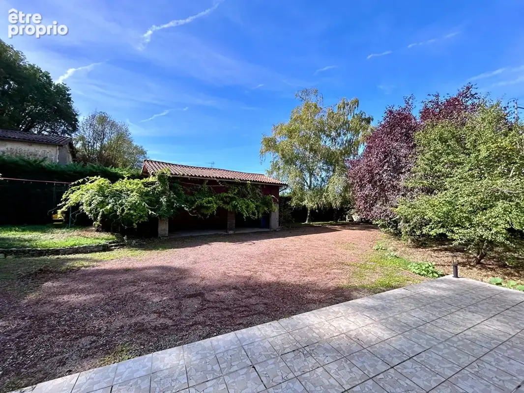 Maison Nanteuil 6 pièce(s) 183 m2 - photo 12