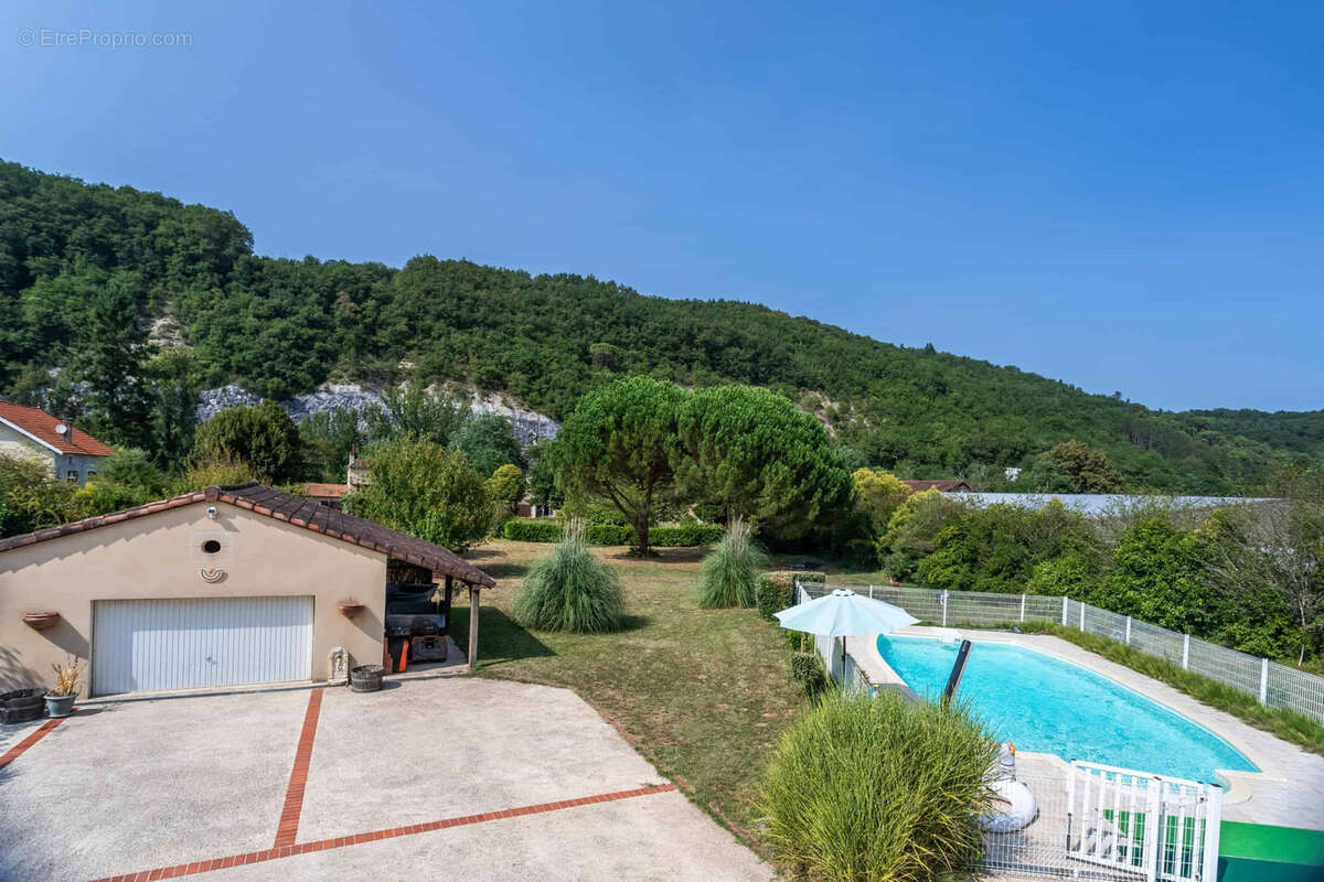 Maison à PUY-L'EVEQUE