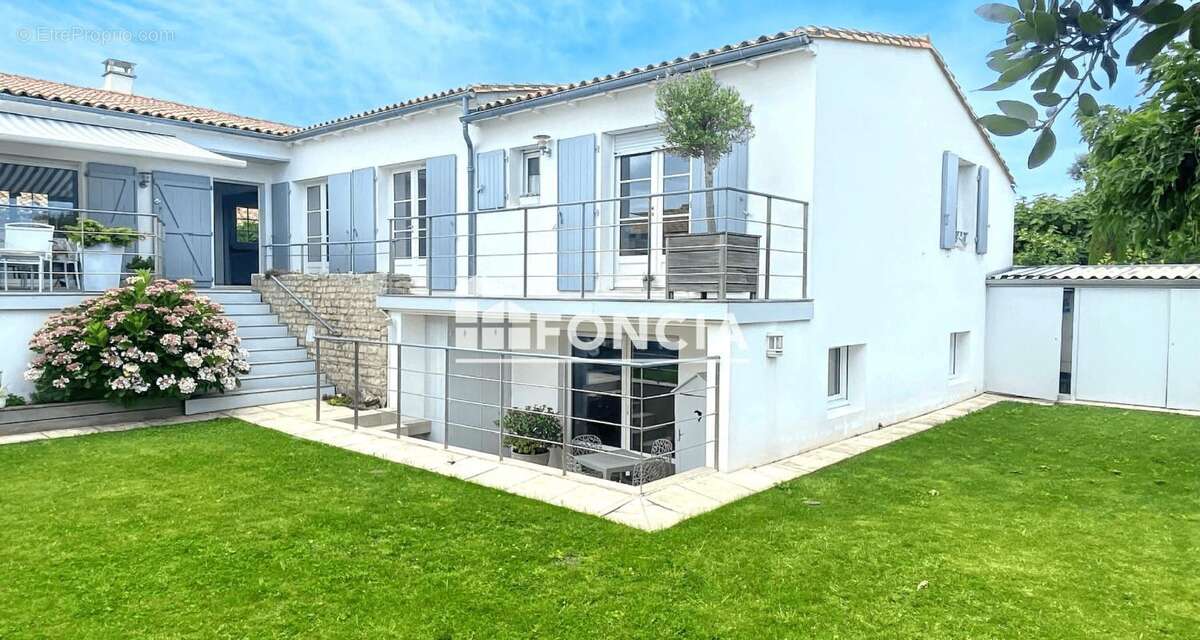 Maison à LA FLOTTE