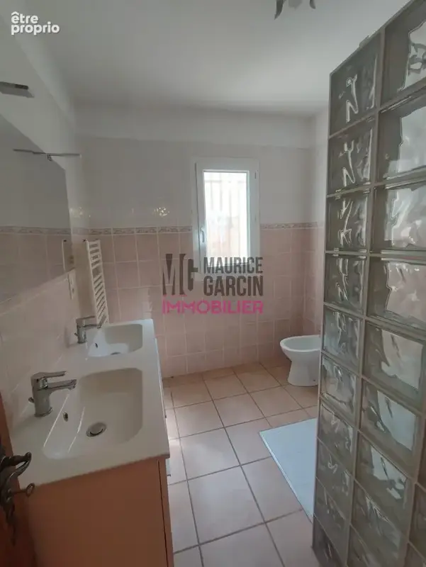 Appartement 81 m² à Pernes-Les-Fontaines  - photo 8