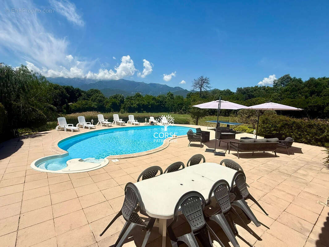 Villa T5, terrain constructible, vue montagne - photo 5