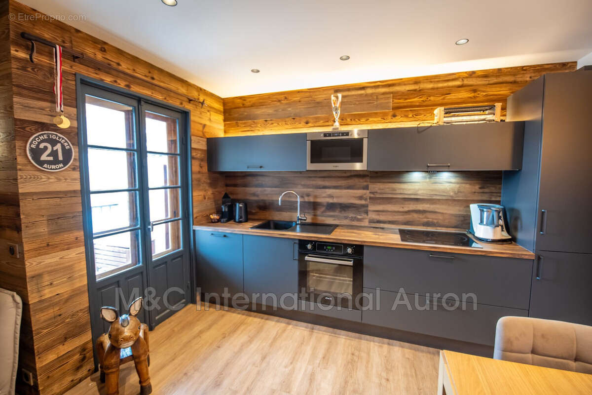 Appartement à SAINT-ETIENNE-DE-TINEE