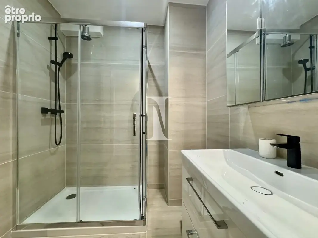 Appartement 4 pièces 79 m² à vendre à Paris-8e (75008) - photo 5