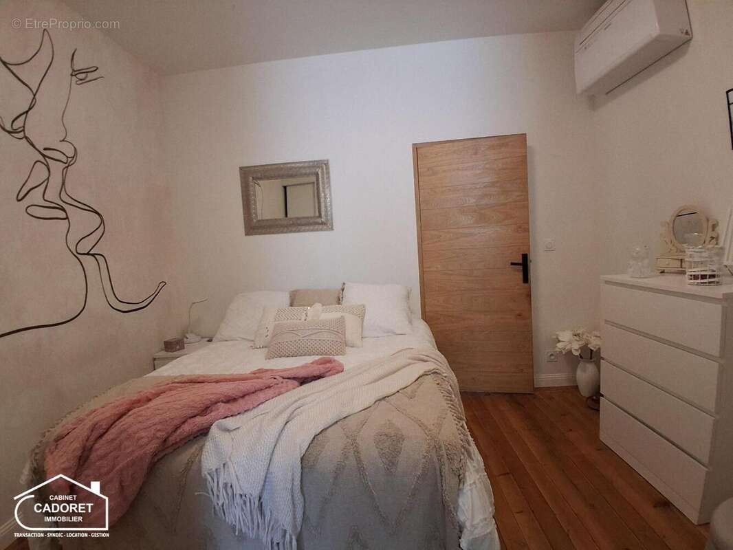   - Maison à PAIMBOEUF