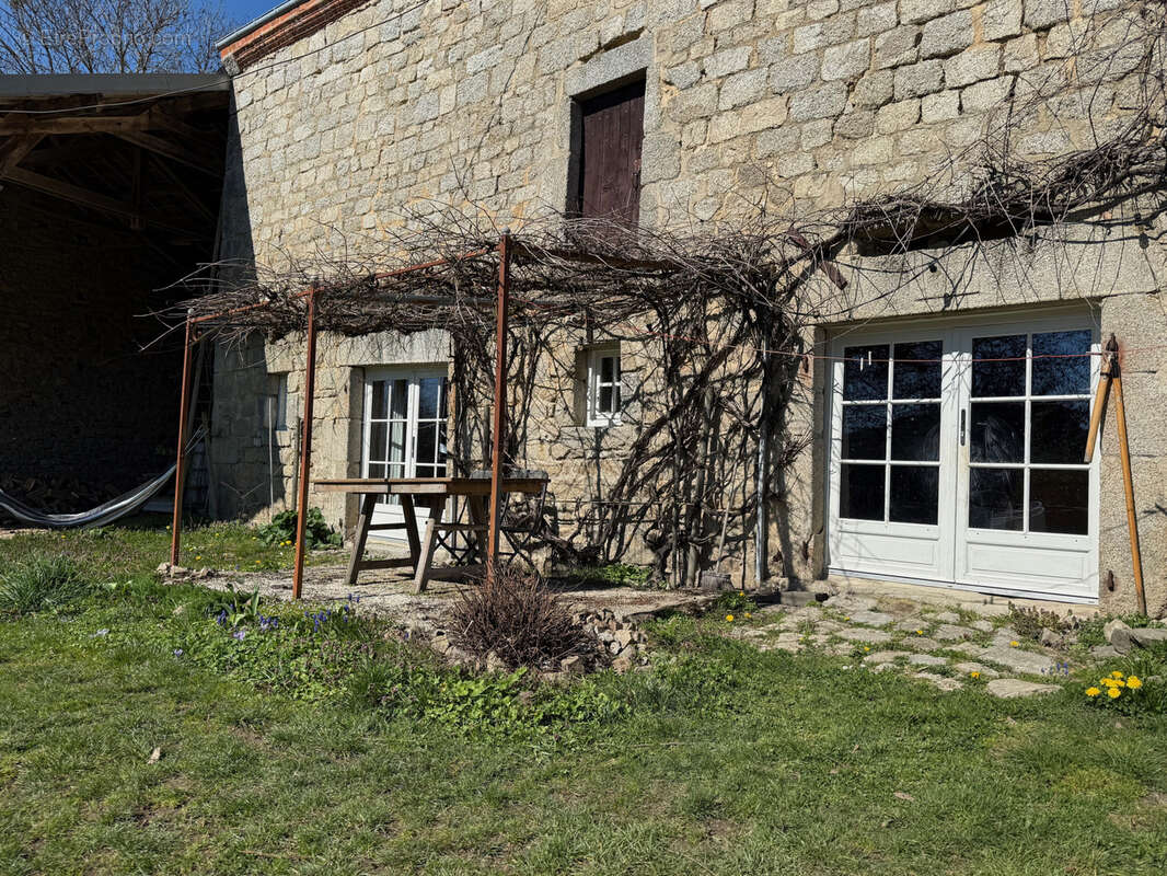 Maison à CHARENSAT