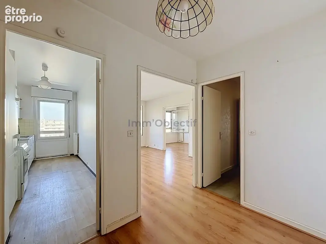 Appartement 4 pièces 75 m² à vendre à Paris-12e (75012) - photo 2