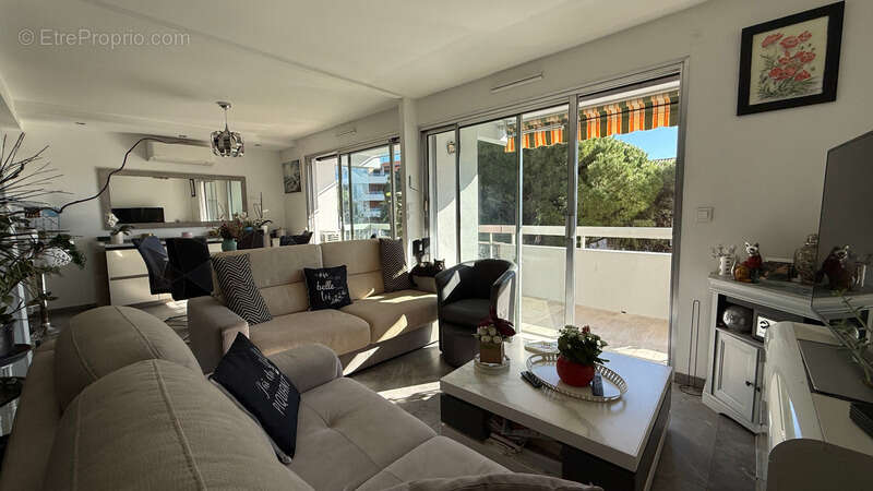 Appartement à FREJUS