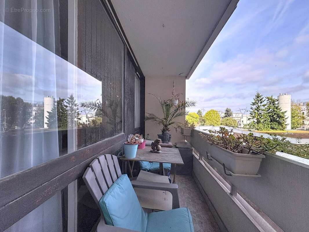 Appartement à ELANCOURT