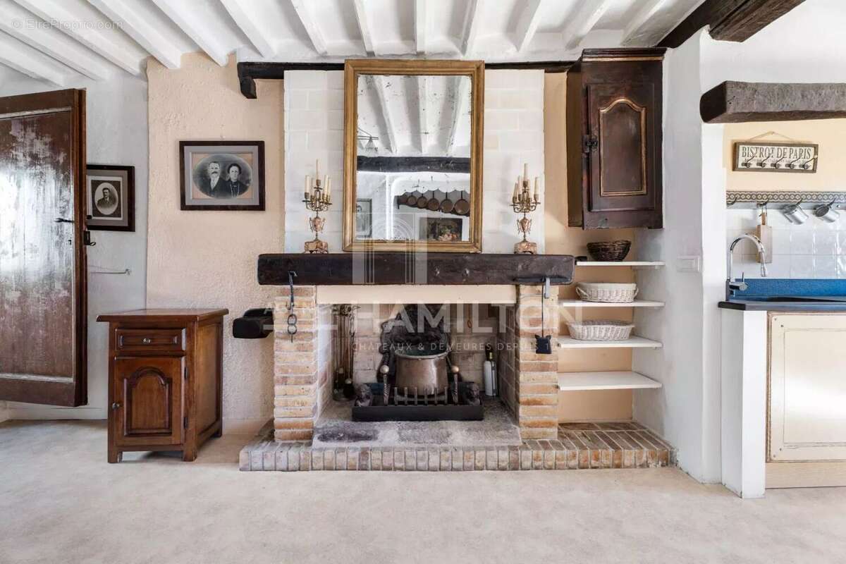 Maison de charme rénovée - MAGAGNOSC - cur du vieux village - photo 10