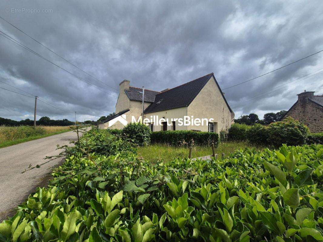 Maison à Plabennec 6 pièces sur terrain de 359 m², idéale famille - photo 2