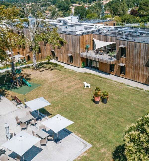 Appartement à FARGUES-SAINT-HILAIRE