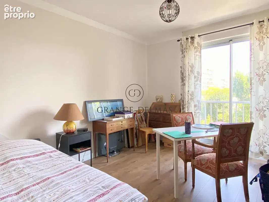 BORDEAUX - CAUDÉRAN  CENTRE - Appartement rénové  avec ascenseur, 3 chambres, terrasse et garage - photo 14