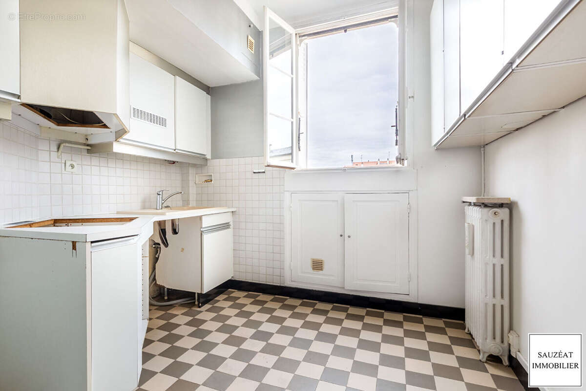 Appartement à MONTROUGE