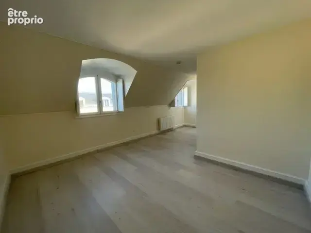 Appartement 1 pièce 28 m² à vendre à Versailles (78000) - photo 2