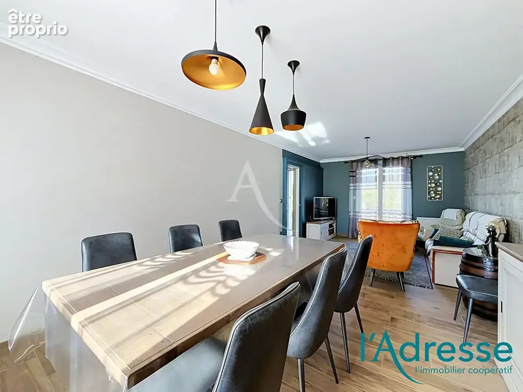 Maison familiale de 4 chambres à proximité des commodités - photo 7