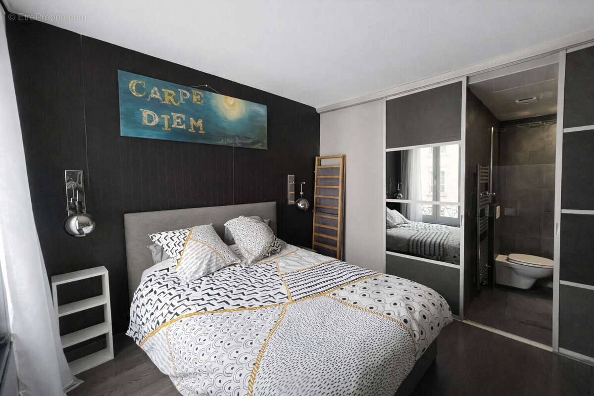 Appartement à PARIS-11E