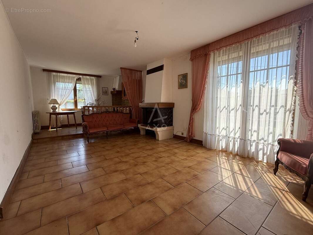Appartement à SAINTE-MARIE-AUX-CHENES
