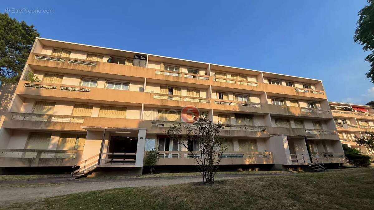 Appartement 60 m² à Bondy  - photo 12