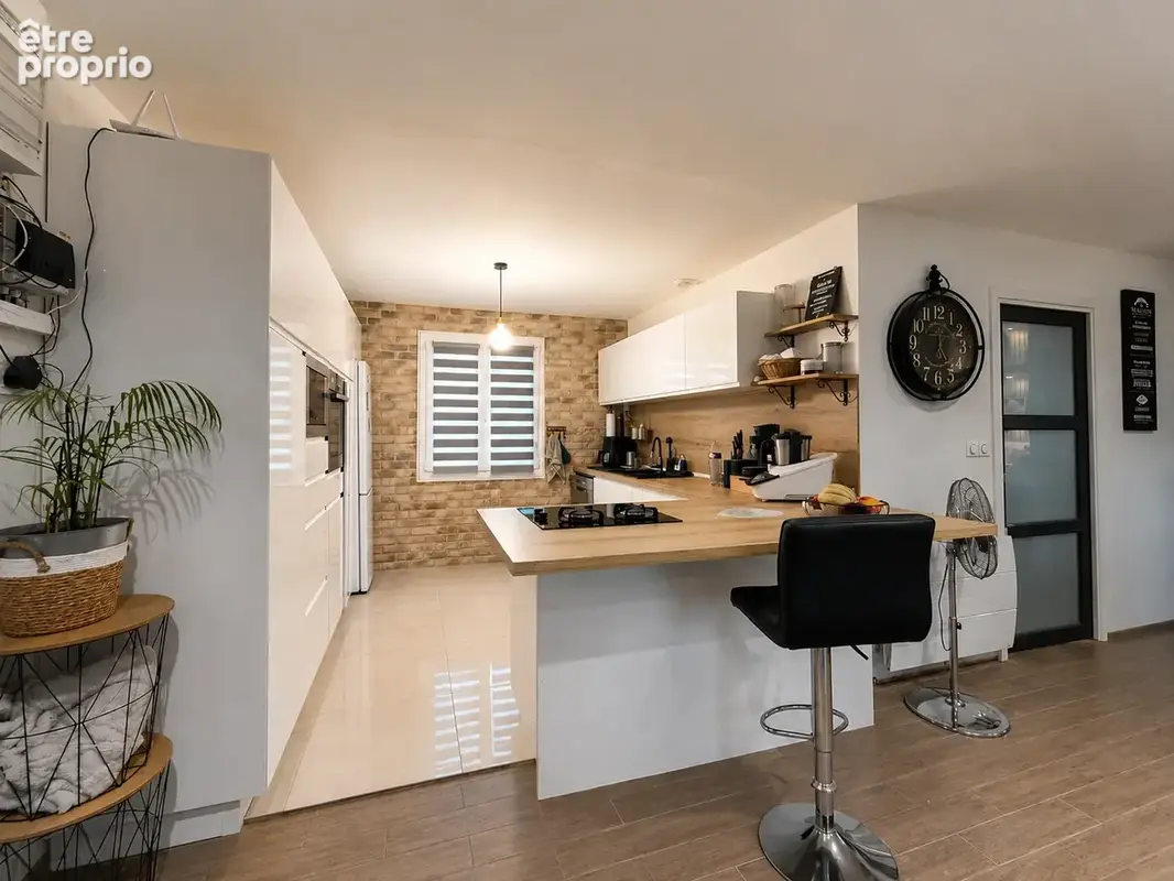 Maison de plain-pied 3 chambres rénovée avec goût - photo 3