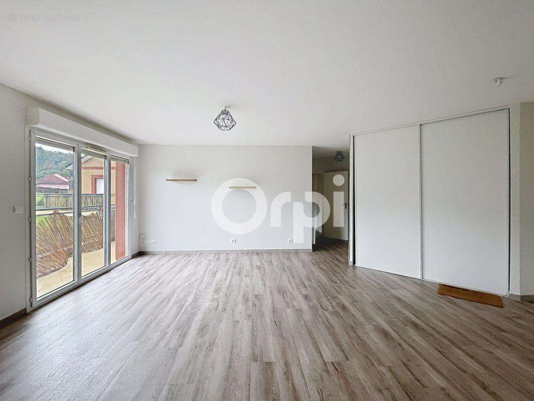 Appartement à MALEMORT-SUR-CORREZE