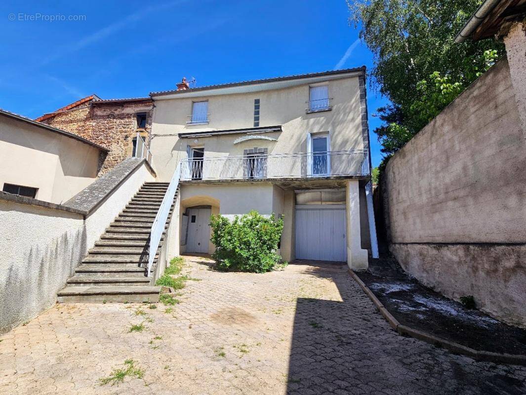 Maison à VERTAIZON