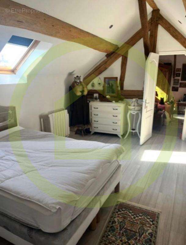 Maison à SAINT-CHERON