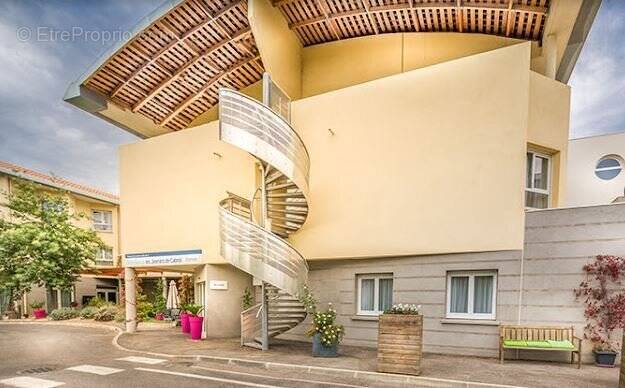 INVESTISSEMENT LOCATIF  Pégomas  Résidence EHPAD Les Jasmins de Cabrol  8.04% de rentabilité - photo 1
