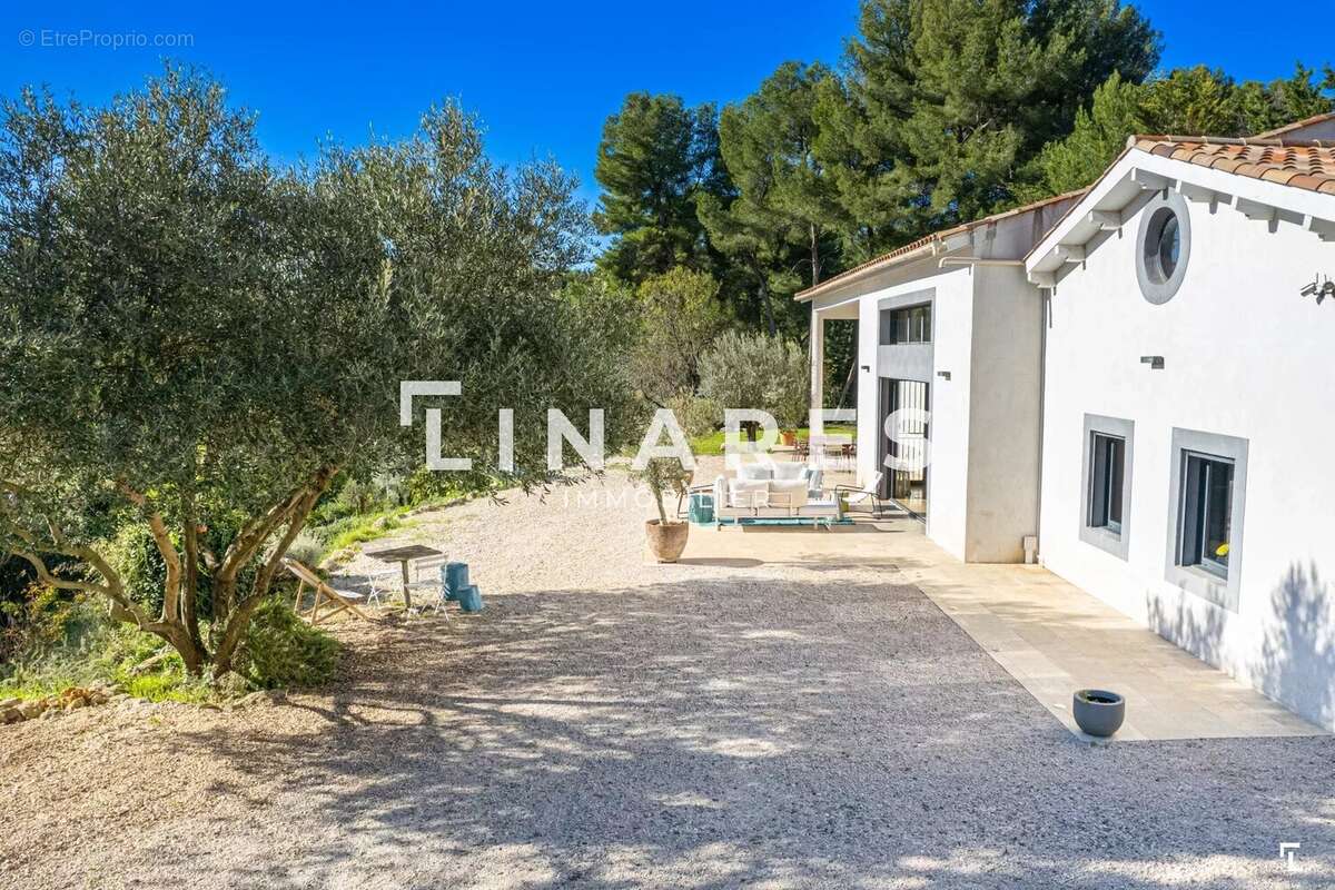 Maison à MARSEILLE-11E