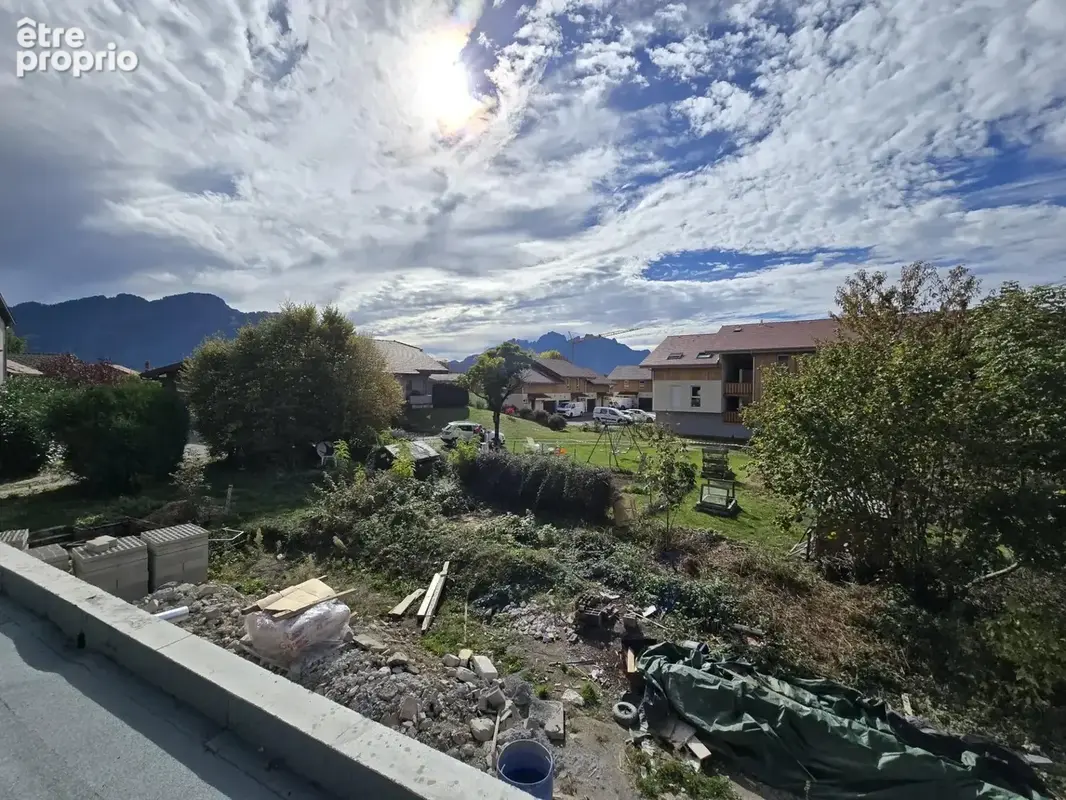 Vinzier centre – t3 duplex à aménager avec terrasse de 27 m² - photo 10