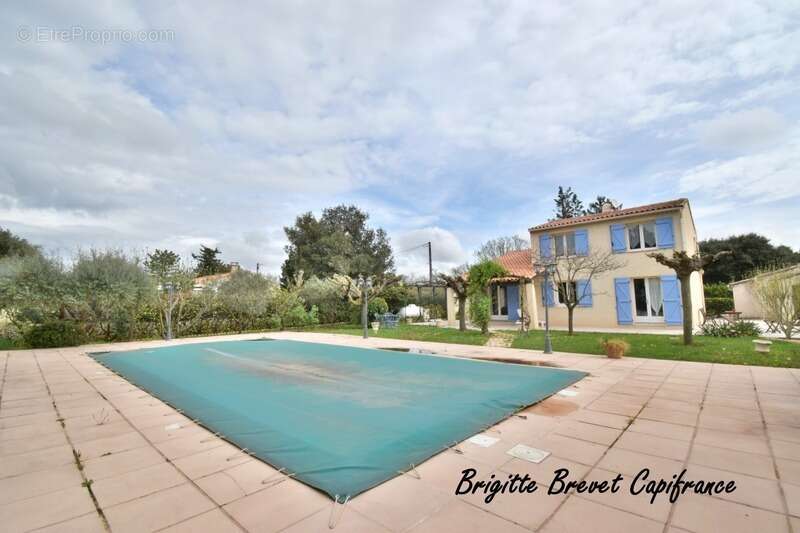 Maison à SAINT-MAXIMIN-LA-SAINTE-BAUME