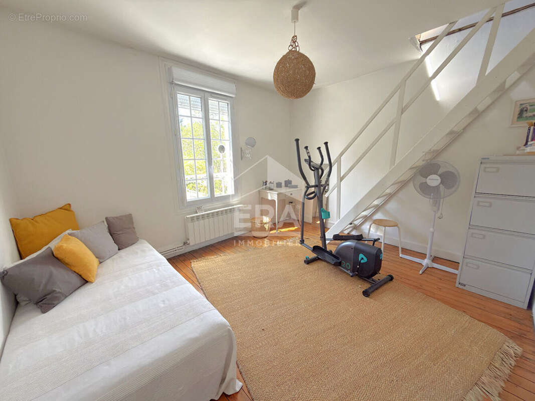 Maison à MORMANT